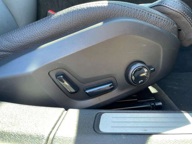 ボルボ Ｖ６０ Ｂ４　モメンタム R3年 (東北) 99