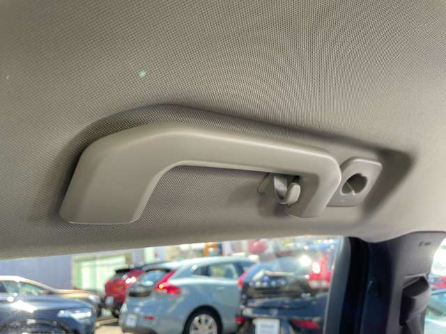 ボルボ Ｖ６０ Ｂ４　モメンタム R3年 (東北) 99