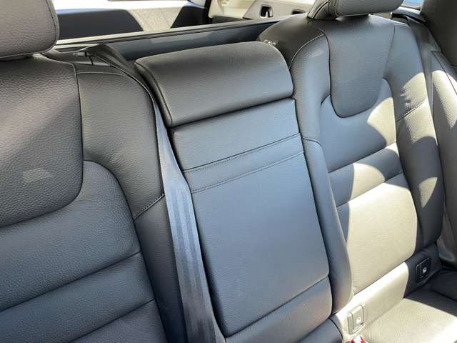 ボルボ Ｖ６０ Ｂ４　モメンタム R3年 (東北) 99