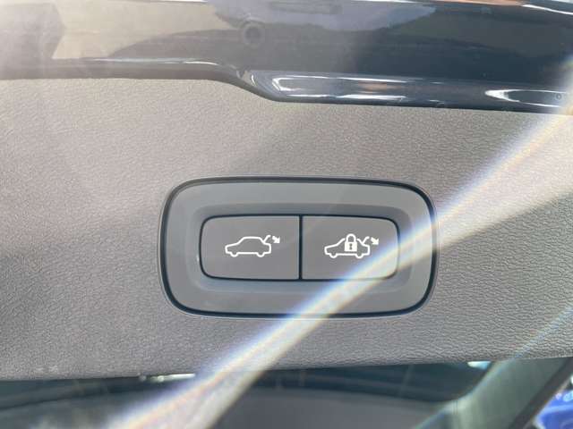 ボルボ Ｖ６０ Ｂ４　モメンタム R3年 (東北) 99