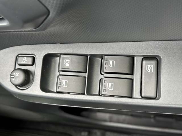 ダイハツ ミラ　イース ６６０ Ｘ リミテッド ＳＡＩＩＩ R5年 (中国) 99