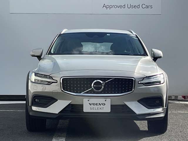 ボルボ Ｖ６０クロスカントリー Ｔ５ ＡＷＤ ４ＷＤ R1年 (東北) 99