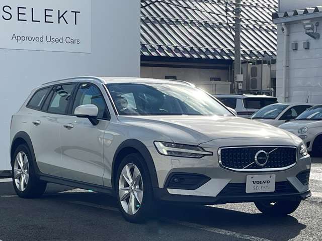 ボルボ Ｖ６０クロスカントリー Ｔ５ ＡＷＤ ４ＷＤ R1年 (東北) 99