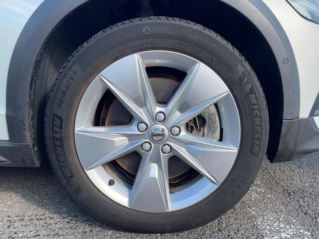 ボルボ Ｖ６０クロスカントリー Ｔ５ ＡＷＤ ４ＷＤ R1年 (東北) 99