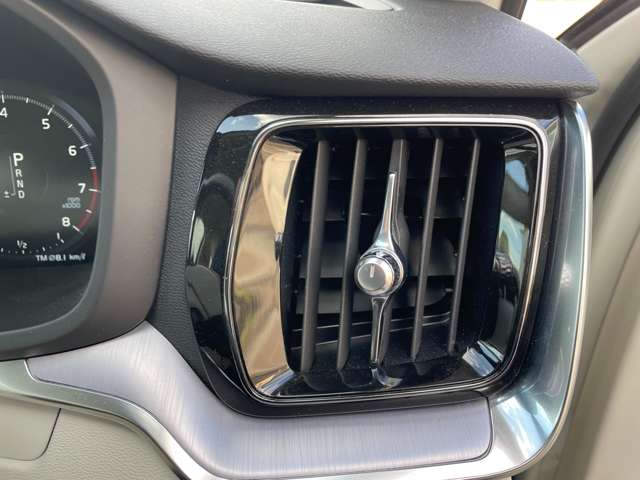 ボルボ Ｖ６０クロスカントリー Ｔ５ ＡＷＤ ４ＷＤ R1年 (東北) 99