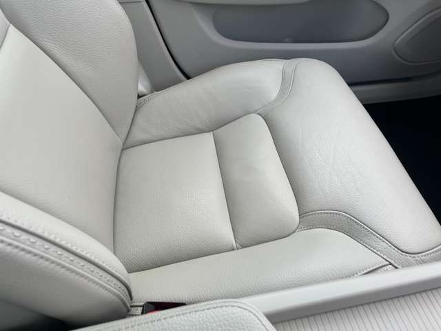 ボルボ Ｖ６０クロスカントリー Ｔ５ ＡＷＤ ４ＷＤ R1年 (東北) 99