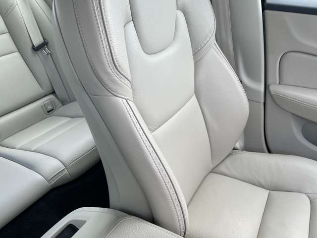 ボルボ Ｖ６０クロスカントリー Ｔ５ ＡＷＤ ４ＷＤ R1年 (東北) 99