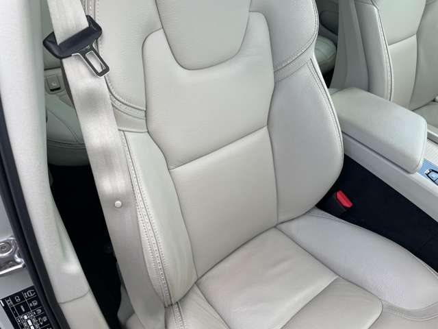 ボルボ Ｖ６０クロスカントリー Ｔ５ ＡＷＤ ４ＷＤ R1年 (東北) 99