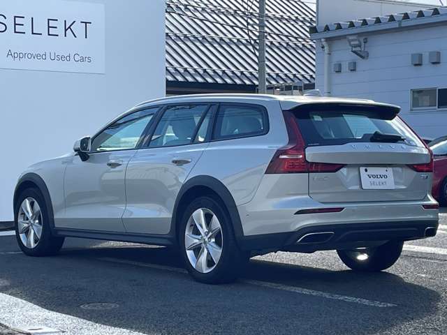 ボルボ Ｖ６０クロスカントリー Ｔ５ ＡＷＤ ４ＷＤ R1年 (東北) 99