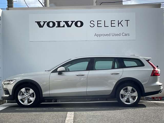 ボルボ Ｖ６０クロスカントリー Ｔ５ ＡＷＤ ４ＷＤ R1年 (東北) 99