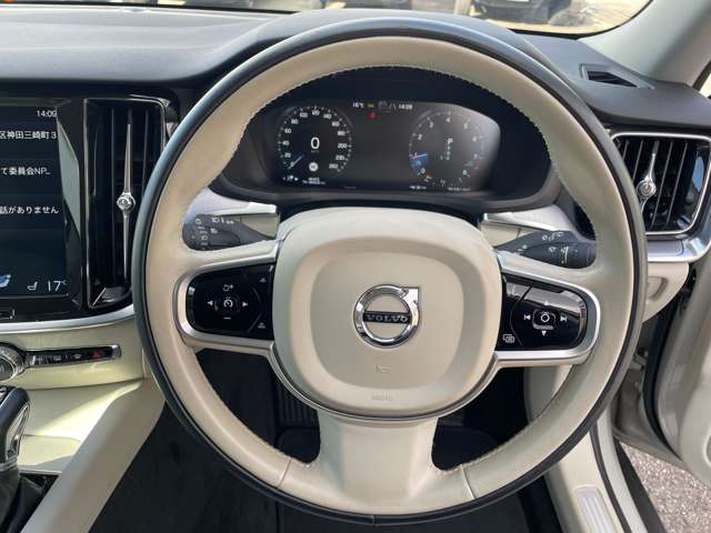 ボルボ Ｖ６０クロスカントリー Ｔ５ ＡＷＤ ４ＷＤ R1年 (東北) 99