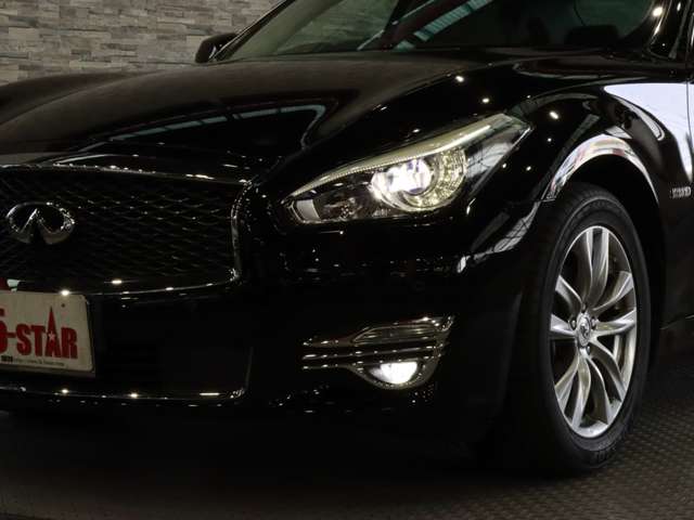 日産 フーガ　ハイブリッド ３．５ H27年 (関東) 99