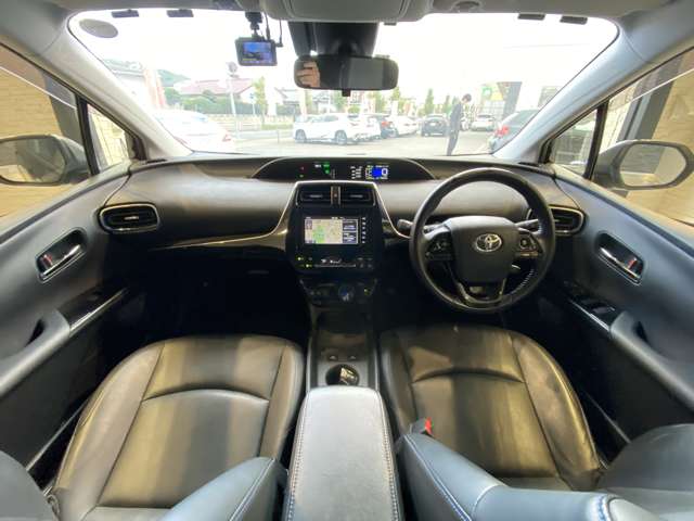 トヨタ プリウス １．８ Ｓ ツーリングセレクション R1年 (九州・沖縄) 99