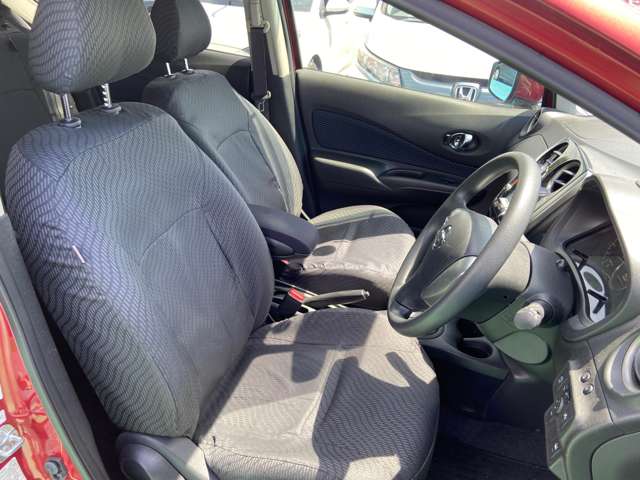 日産 ノート １．２ Ｘ ＤＩＧ－Ｓ Ｖセレクション プラスセーフティ H27年 (九州・沖縄) 99