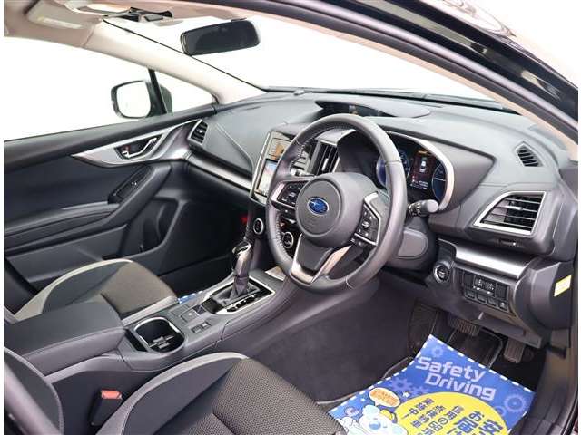 スバル インプレッサスポーツ　ハイブリッド ２．０ Ｅ－Ｌ アイサイト ４ＷＤ R4年 (関東) 99