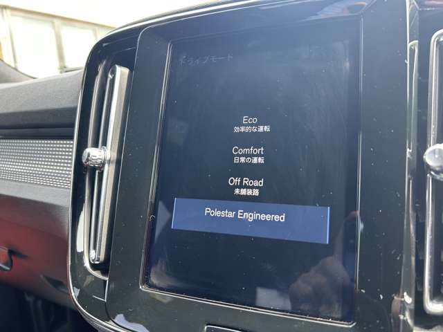 ボルボ ＸＣ４０ Ｔ５ ＡＷＤ Ｒデザイン ４ＷＤ H30年 (東北) 99