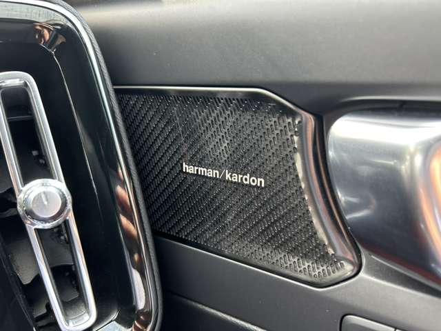 ボルボ ＸＣ４０ Ｔ５ ＡＷＤ Ｒデザイン ４ＷＤ H30年 (東北) 99