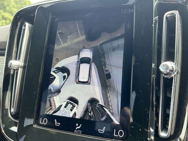 ボルボ ＸＣ４０ Ｔ５ ＡＷＤ Ｒデザイン ４ＷＤ H30年 (東北) 99