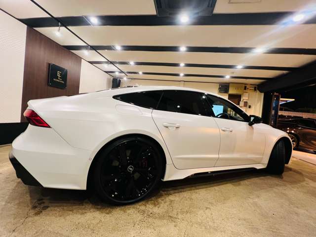アウディ ＲＳ７　スポーツバック ４．０ ４ＷＤ R4年 (東海) 99