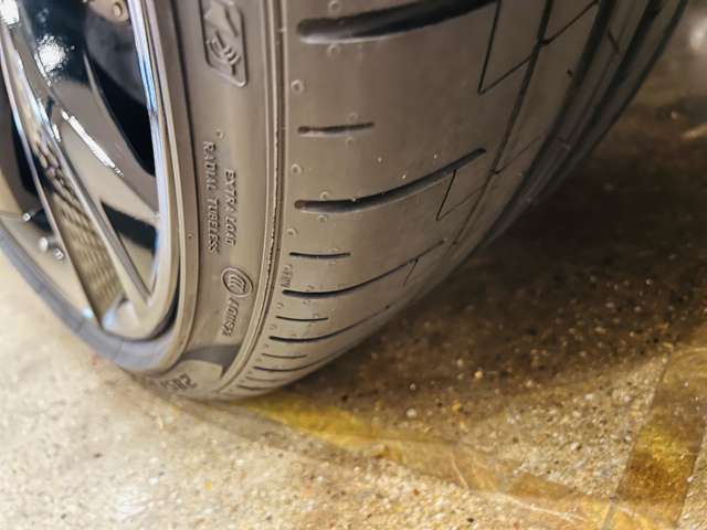 アウディ ＲＳ７　スポーツバック ４．０ ４ＷＤ R4年 (東海) 99