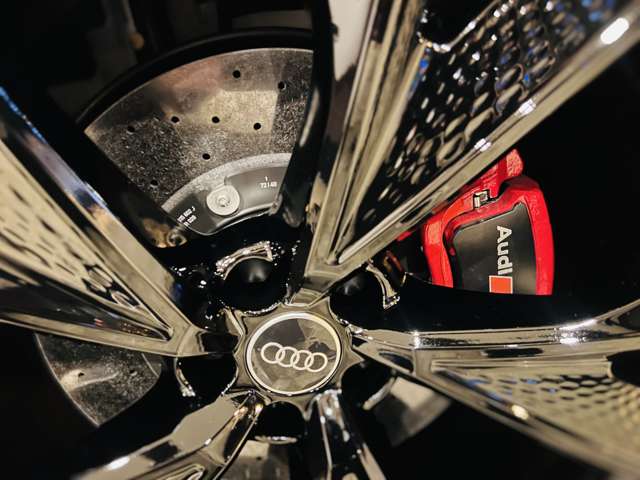 アウディ ＲＳ７　スポーツバック ４．０ ４ＷＤ R4年 (東海) 99