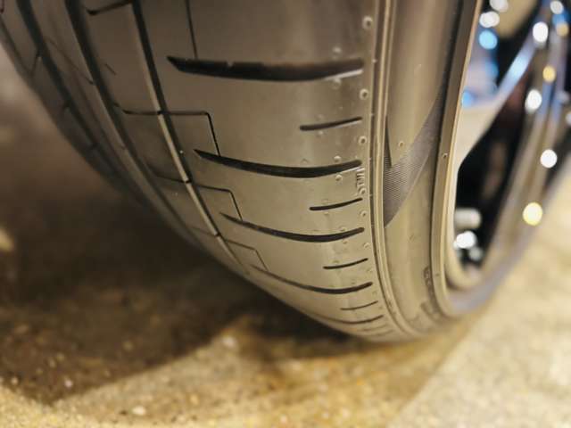 アウディ ＲＳ７　スポーツバック ４．０ ４ＷＤ R4年 (東海) 99