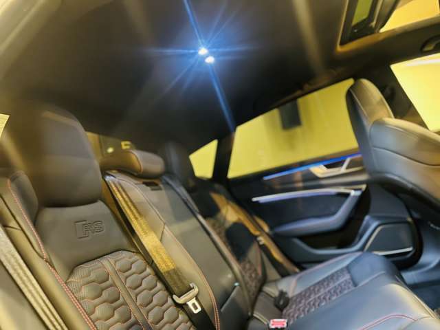 アウディ ＲＳ７　スポーツバック ４．０ ４ＷＤ R4年 (東海) 99