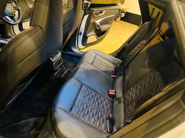 アウディ ＲＳ７　スポーツバック ４．０ ４ＷＤ R4年 (東海) 99