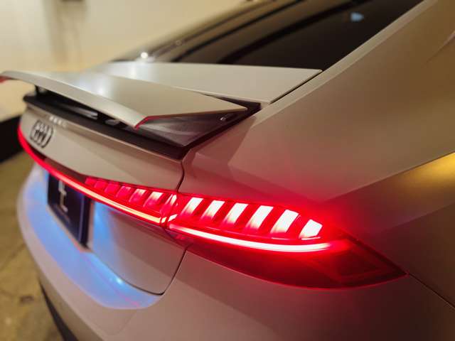 アウディ ＲＳ７　スポーツバック ４．０ ４ＷＤ R4年 (東海) 99