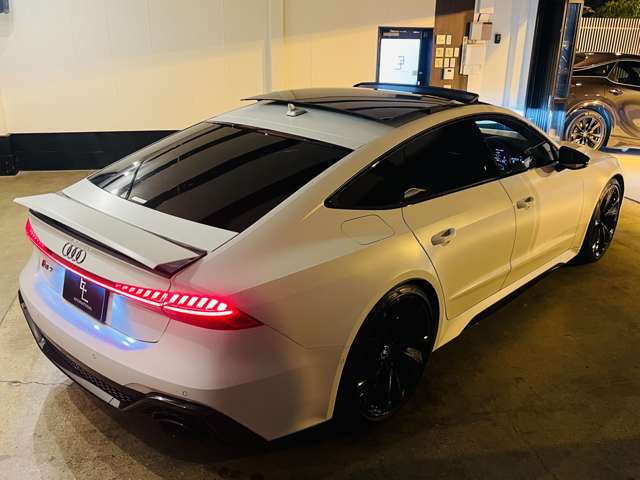 アウディ ＲＳ７　スポーツバック ４．０ ４ＷＤ R4年 (東海) 99