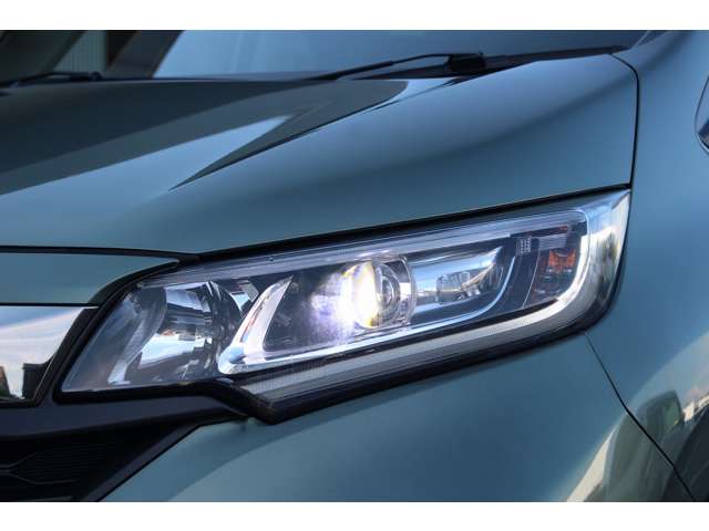 ホンダ フリード　ハイブリッド １．５ ハイブリッド クロスター ホンダセンシング R2年 (関東) 99