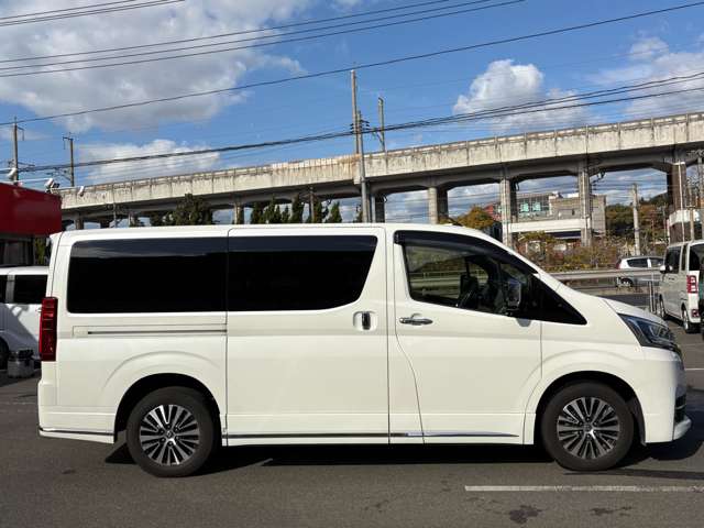 トヨタ グランエース ２．８ プレミアム ディーゼルターボ R2年 (中国) 99