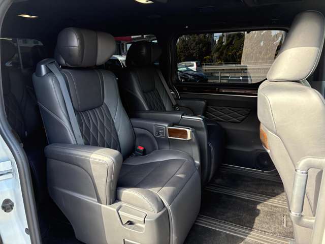 トヨタ グランエース ２．８ プレミアム ディーゼルターボ R2年 (中国) 99