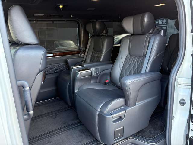 トヨタ グランエース ２．８ プレミアム ディーゼルターボ R2年 (中国) 99