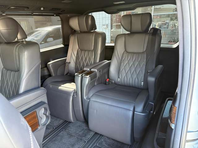 トヨタ グランエース ２．８ プレミアム ディーゼルターボ R2年 (中国) 99