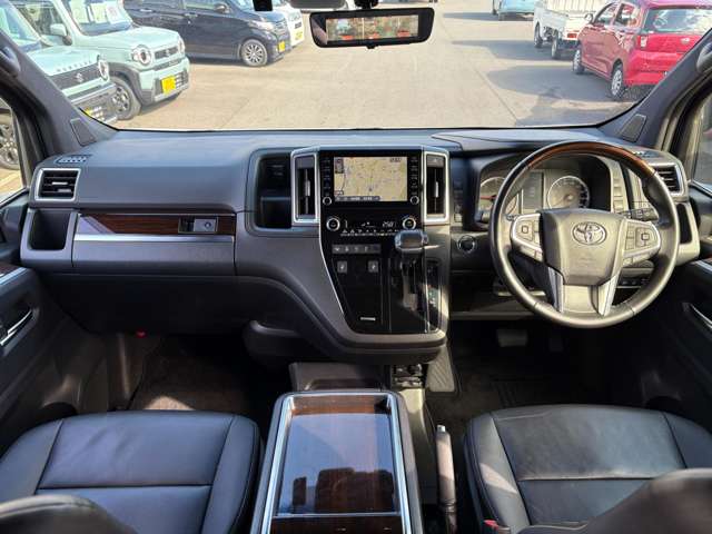 トヨタ グランエース ２．８ プレミアム ディーゼルターボ R2年 (中国) 99