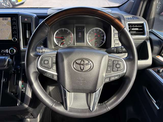 トヨタ グランエース ２．８ プレミアム ディーゼルターボ R2年 (中国) 99