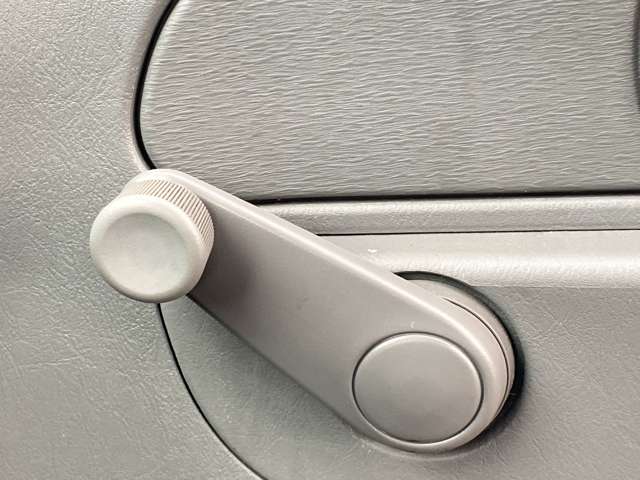 三菱 ミニカバン ６６０ ライラ H23年 (九州・沖縄) 99