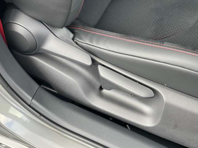 トヨタ ＧＲヤリス １．６ ＲＺ ハイ パフォーマンス ＧＲ－ＤＡＴ ４ＷＤ R6年 (近畿) 99