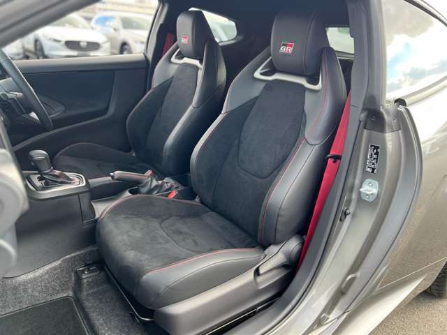 トヨタ ＧＲヤリス １．６ ＲＺ ハイ パフォーマンス ＧＲ－ＤＡＴ ４ＷＤ R6年 (近畿) 99