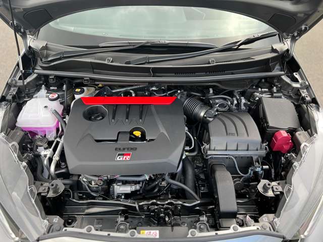 トヨタ ＧＲヤリス １．６ ＲＺ ハイ パフォーマンス ＧＲ－ＤＡＴ ４ＷＤ R6年 (近畿) 99