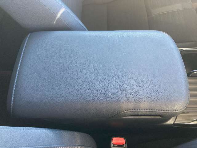 トヨタ クラウンアスリート ２．５ Ｉ－ＦＯＵＲ ４ＷＤ H25年 (東北) 99