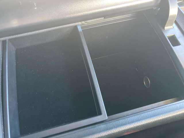 トヨタ クラウンアスリート ２．５ Ｉ－ＦＯＵＲ ４ＷＤ H25年 (東北) 99