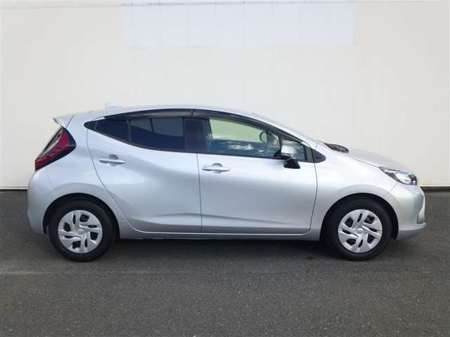 トヨタ アクア １．５ Ｇ R4年 (東北) 99