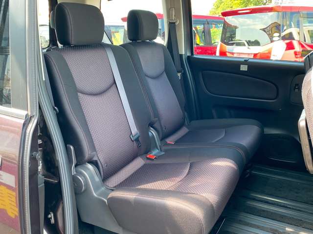 日産 セレナ ２．０ ハイウェイスター Ｓ－ＨＹＢＲＩＤ Ｖセレクション H25年 (九州・沖縄) 99