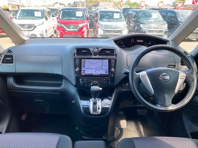 日産 セレナ ２．０ ハイウェイスター Ｓ－ＨＹＢＲＩＤ Ｖセレクション H25年 (九州・沖縄) 99