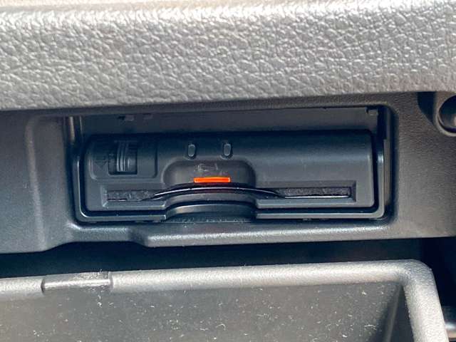 日産 セレナ ２．０ ハイウェイスター Ｓ－ＨＹＢＲＩＤ Ｖセレクション H25年 (九州・沖縄) 99