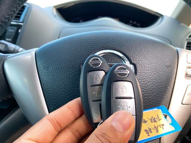 日産 セレナ ２．０ ハイウェイスター Ｓ－ＨＹＢＲＩＤ Ｖセレクション H25年 (九州・沖縄) 99