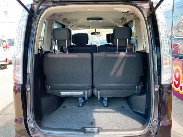 日産 セレナ ２．０ ハイウェイスター Ｓ－ＨＹＢＲＩＤ Ｖセレクション H25年 (九州・沖縄) 99