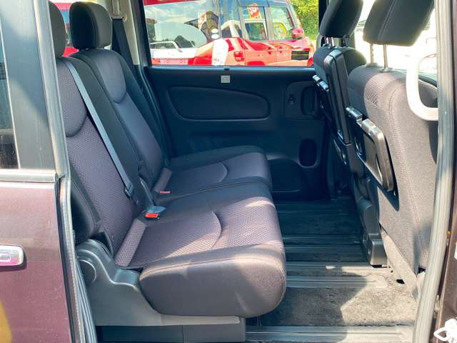 日産 セレナ ２．０ ハイウェイスター Ｓ－ＨＹＢＲＩＤ Ｖセレクション H25年 (九州・沖縄) 99